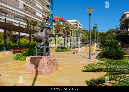 Dali Art moderne sculpture, Avenida del Mar Marbella. La province de Malaga Costa del Sol. Andalousie Le sud de l'Espagne, Europe Banque D'Images