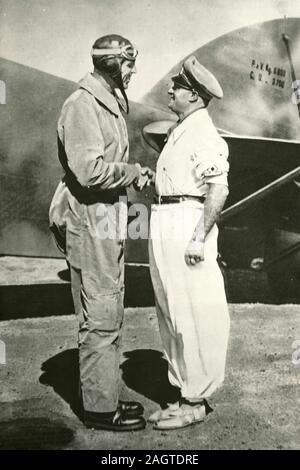 Officier de l'armée italienne, aviateur et homme politique fasciste Ettore Muti avec Benito Mussolini, l'Italie 1930 Banque D'Images