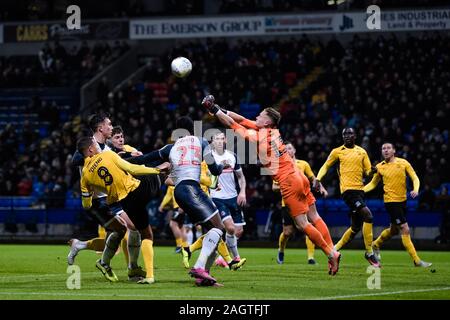 BOLTON, ANGLETERRE - 21 décembre l'action dans le Southend goalmouth pendant le ciel parier Ligue 1 match entre Bolton Wanderers et Southend United à l'Université de Bolton, Bolton Stadium le samedi 21 décembre 2019. (Crédit : Andy Whitehead | MI News) photographie peut uniquement être utilisé pour les journaux et/ou magazines fins éditoriales, licence requise pour l'usage commercial Crédit : MI News & Sport /Alamy Live News Banque D'Images