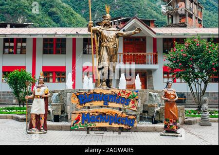 Statue de Pachacuti - Aguas Calientes - Pérou, août, 2019 Banque D'Images