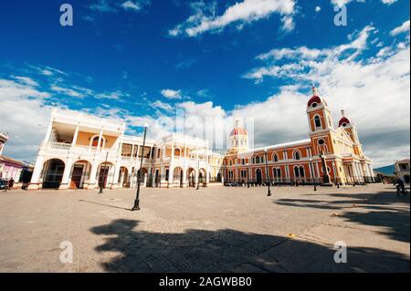 L'extérieur de la Cathédrale Vue de détail sur une journée ensoleillée, Granada, Nicaragua. Banque D'Images