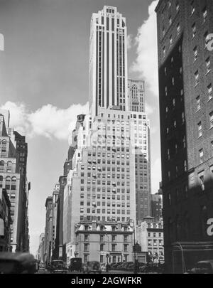 Années 1930, New York - Madison Avenue, en direction nord depuis la 38e Rue, Manhattan ca. 1936 Banque D'Images