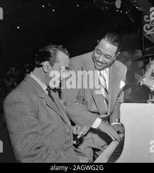 Portrait de Django Reinhardt et Duke Ellington, Aquarium, New York, N.Y., ca. 1946 nov. Banque D'Images