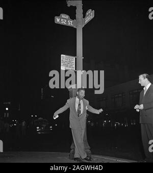 Portrait de Dizzy Gillespie, 52nd Street, New York, N.Y., entre 1946 et 1948 Banque D'Images