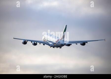 Flughafen DŸsseldorf, International, DHS Unis Airbus A380 au décollage, Banque D'Images