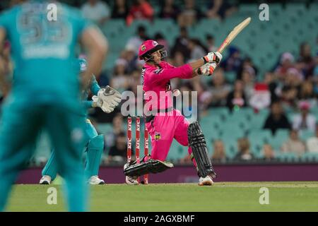 Sydney, Australie. Dec 22, 2019. Sixers Sydney dvd Josh Philippe chauve-souris pendant le Big Bash de cricket entre Sydney et Brisbane Sixers de chaleur à Sydney Cricket Ground, Sydney, Australie, le 22 décembre 2019. Photo de Peter Dovgan. Credit : UK Sports Photos Ltd/Alamy Live News Banque D'Images