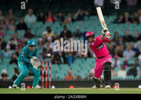 Sydney, Australie. Dec 22, 2019. Sixers Sydney dvd Josh Philippe chauve-souris pendant le Big Bash de cricket entre Sydney et Brisbane Sixers de chaleur à Sydney Cricket Ground, Sydney, Australie, le 22 décembre 2019. Photo de Peter Dovgan. Credit : UK Sports Photos Ltd/Alamy Live News Banque D'Images