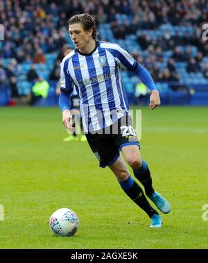 Sheffield Wednesday's Adam atteindre lors de la Sky Bet Championship match à Hillsborough, Sheffield. Banque D'Images