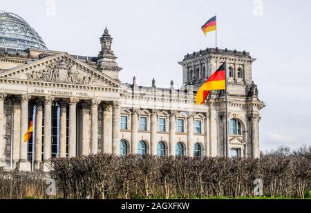 Reichstagsgebaeude Das am Platz der Republik seit 1999 ist à Berlin des Deutschen Bundestages Sitz. Banque D'Images