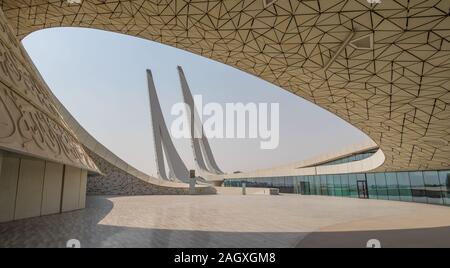 L'un des plus futuriste mosquée dans la région du golfe Persique, la mosquée de la ville l'éducation est un point de repère facilement reconnaissable à Doha Banque D'Images