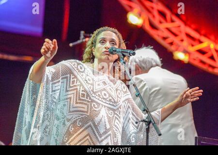 Lugano, Suisse - 9 juillet 2016 - Le chanteur de Jazz estival à nda sur Lugano Suisse Banque D'Images