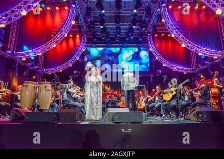 Lugano, Suisse - 9 juillet 2016 - Le chanteur de Jazz estival à nda sur Lugano Suisse Banque D'Images