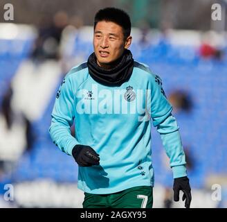 Wu Lei de RCD Espanyol se réchauffe avant le match de la Liga entre CD Leganes et RCD Espanyol de Butarque Stadium à Leganes.(score final : CD Leganes 2:0 RCD Espanyol) Banque D'Images