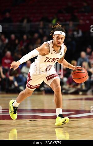 Philadelphie, Pennsylvanie, USA. Dec 21, 2019. Temple Owls guard ALANI MOORE II (0) illustré pendant la partie de basket-ball joué au Liacouras Center de Philadelphie. Temple est revenu à battre Rider 78-66. Credit : Ken Inness/ZUMA/Alamy Fil Live News Banque D'Images