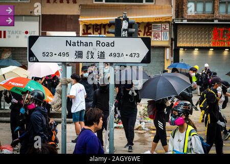 Novembre 2019 - Hong Kong, Hong Kong : manifestants sur Nathan Road, au cours de la protestation, HongKong 2019 une série de manifestations à Hongkong Banque D'Images