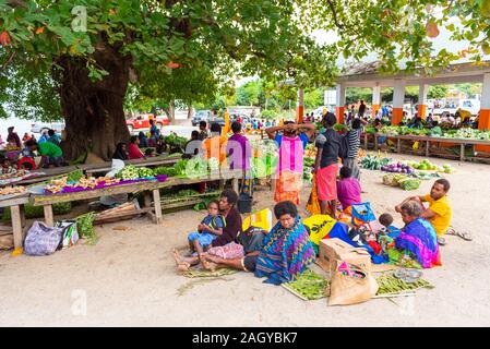 L'île de Tanna, VANUATU - 22 juillet 2019 : un groupe de personnes sur le marché local Banque D'Images