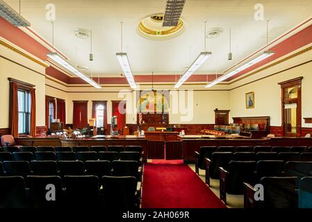 Great Falls, Montana, USA - Le 18 août 2013 : une salle d'audience dans le palais de justice du comté de Cascade Banque D'Images