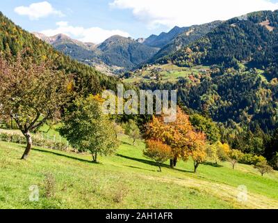 Levico, Italie : Paysage de montagne autour de Levico Terme Banque D'Images