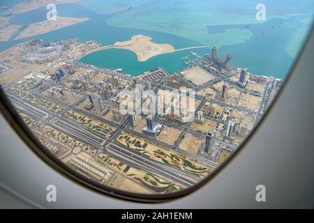 DOHA, QATAR - 13 DEC 2019- vue aérienne de la construction de l'Hôtel Tours Katara et Lusail City, Doha, Qatar. La capitale du Qatar sera l'hôte de la Banque D'Images