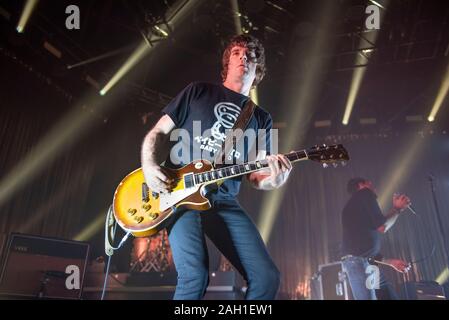 Manchester, UK. 21 décembre 2019. Rick Witter, Paul Banks, Tom Gladwin, Joe Johnson et Alan Leach de la bande faire sept au O2 de Manchester Victoria Warehouse sur leur Shedcember annuelle tournée britannique, Manchester 2019-12-21 . Crédit : Gary Mather/Alamy Live News Banque D'Images