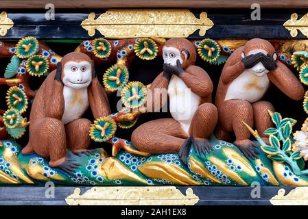 Singes sages à Toshogu à Nikko. Le Japon Banque D'Images
