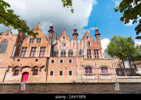 L'affichage classique des canaux de Bruges. La Belgique. Banque D'Images