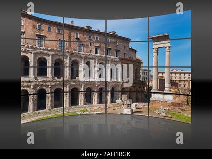 Le théâtre de Marcellus a ouvert ses portes en 13 av. À côté se trouvent les ruines du temple d'Apollon de Sosianus, Rome, Latium, Italie, Europe Banque D'Images