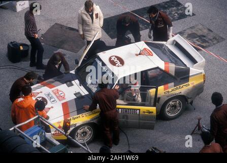 Grand-am Audi Sport Quattro au service sur le Rallye de Monte Carlo 1985 Banque D'Images