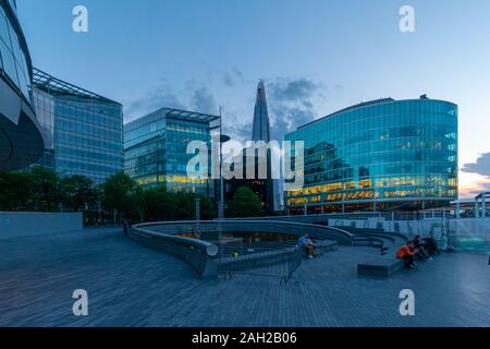 Vue panoramique sur le fragment au coucher du soleil, London, England, GB Banque D'Images