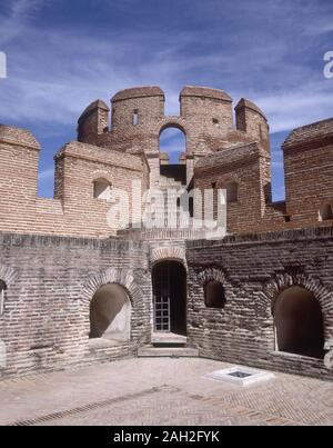 Intérieur - CASTILLO RECONSTRUIDO POR JUAN II EN EL Siglo XV - ANTIGUA PRISION DEL ESTADO. Emplacement : CASTILLO DE LA MOTA. MEDINA DEL CAMPO. L'ESPAGNE. Banque D'Images