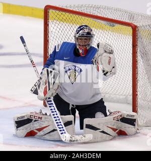 Ostrava, République tchèque. Dec 23, 2019. Piiroinen gardien Kari (FIN) pendant un match préliminaire entre le Canada et la Finlande avant le championnat mondial junior 2020 Championnat du Monde de Hockey sur glace, à Ostrava, en République tchèque, le 23 décembre 2019. Crédit : Petr Sznapka/CTK Photo/Alamy Live News Banque D'Images