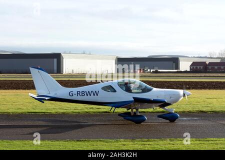 Gre Bristell NG5 Aero Speed Wing, à Wellesbourne Airfield, Warwickshire, UK (G-RBWW) Banque D'Images