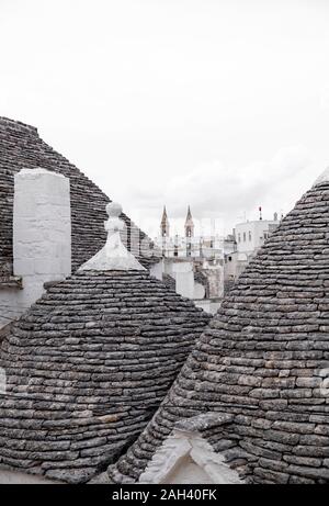 Italie, Pouilles, Alberobello, quartier Monti, maisons Trulli Banque D'Images