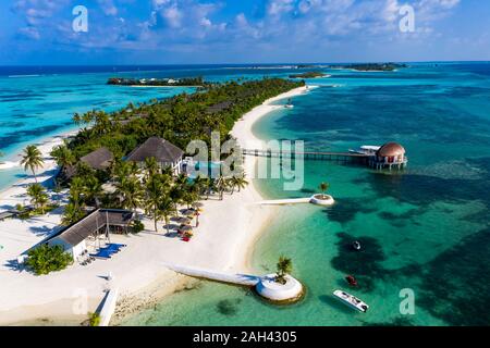 Les Maldives, South Male Atoll, vue aérienne de la station sur Maadhoo Banque D'Images