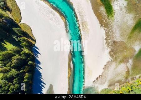 Germany, Bavaria, Wallgau, vue aérienne du réservoir d'Sachensee sur Canal Obernach Banque D'Images