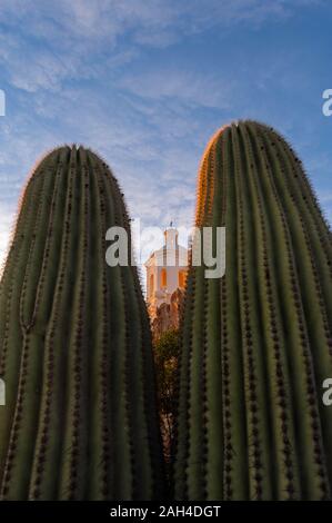 Mission San Xavier del Bac, Tucson, AZ Banque D'Images