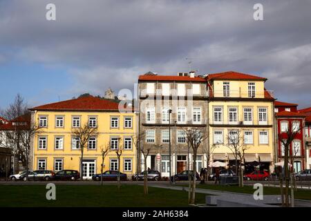 Les bâtiments historiques à proximité de Marina au bord de l'Atlantica, Viana do Castelo, Nord du Portugal Banque D'Images