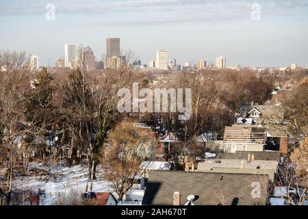 Rochester, New York, USA. 21 Décembre, 2019. Vue aérienne du quartier de Highland comté de Monroe , NY avec la ville de Rochester dans l'iof dist Banque D'Images