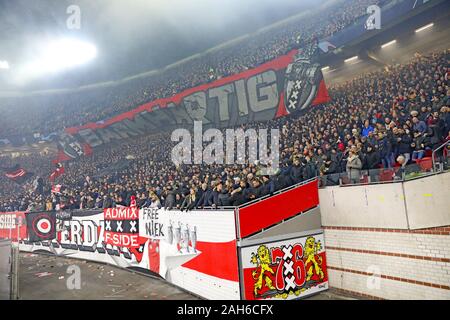 10-12-2019 : : * v Ajax Amsterdam Valencia : L-r : spandoek barmhartig Banque D'Images