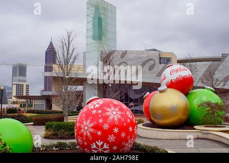 ATLANTA, GA, USA - Décembre 04 : Le Monde de Coca-Cola à Pemberton Place est un musée consacré à l'histoire de Coca-Cola, une célèbre boisson gazeuse Banque D'Images