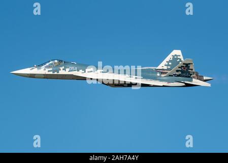 Le Sukhoi Su-57 stealth fighter jet de la Force aérienne russe au salon MAKS airshow 2019. Banque D'Images