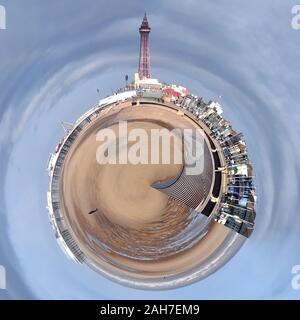 Autour de l'UK - petite planète - plage de Blackpool & Tower Banque D'Images