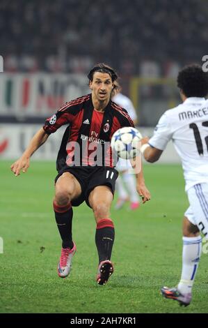 Milan, Italie , 03 novembre 2010, 'un' Siro Stadium, Ligue des champions 2010/2011, l'AC Milan - Real Madrid CF : Zlatan Ibrahimovic et Marcelo Banque D'Images