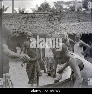 Cameroun, BanyangBasinjomSep-Oct Ruel collection : 1954, sep-oct 1954. 2012/001/6/7/BI5. Banque D'Images