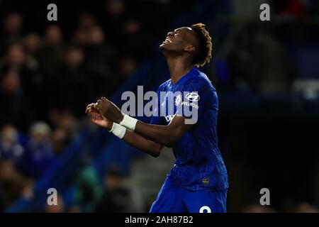 Londres, Royaume-Uni. Dec 26, 2019. Chelsea's Tammy Abraham au cours de la Premier League match entre Southampton et Chelsea à Stamford Bridge, Londres jeudi 26 décembre 2019. (Crédit : Leila Coker | MI News ) photographie peut uniquement être utilisé pour les journaux et/ou magazines fins éditoriales, licence requise pour l'usage commercial Crédit : MI News & Sport /Alamy Live News Banque D'Images