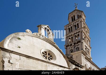 Le palais de Dioclétien et la cathédrale de saint Domnius, vieille ville de Split, Croatie, Dalmatie Centrale Banque D'Images