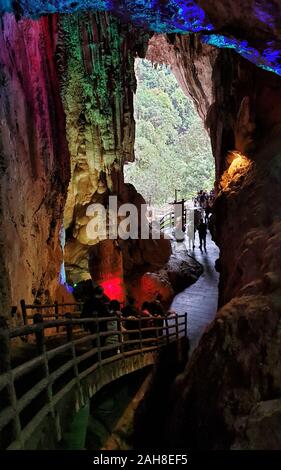 La zone panoramique de Jiuxiang à Kunking, Province du Yunnan, Chine Banque D'Images