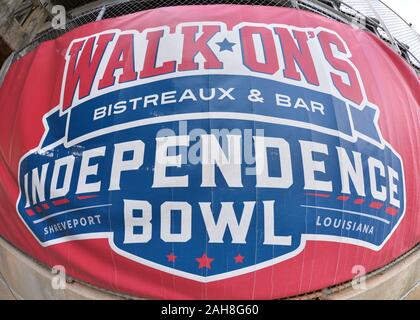 Shreveport, LA, USA. Dec 26, 2019. L'indépendance affichée pendant la bannière Bol Bol Indépendance match entre l'Université de Miami les ouragans et les Bulldogs de Louisiana Tech à Stade de l'indépendance à Shreveport, en Louisiane. Kevin Langley/Sports médias du Sud/CSM/Alamy Live News Banque D'Images