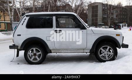 Le Kazakhstan, Ust-Kamenogorsk - 22 Décembre, 2019. LADA voiture 4x4. Lada Niva. Fédération de voiture. Banque D'Images