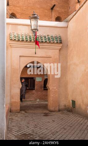 Entrée de tombes saadiennes, Sultan Saadien Al Mansour, dans quartier Kasbah, Marrakech, Maroc. Banque D'Images